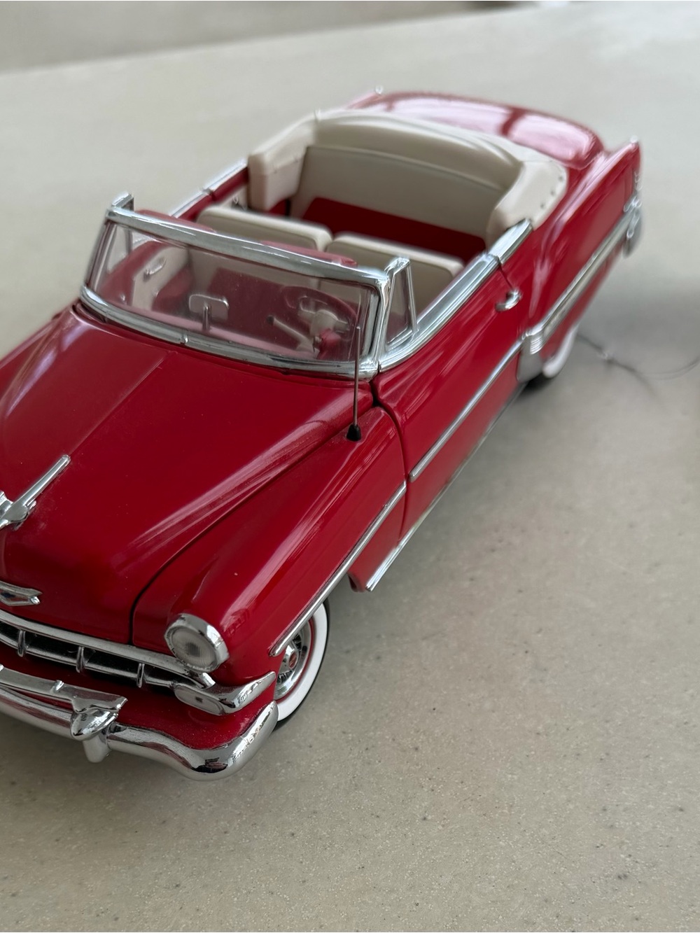 Franklin Mint 1954 Chevrolet Bel Air Convertible Die-cast Model 1:24, New No Box